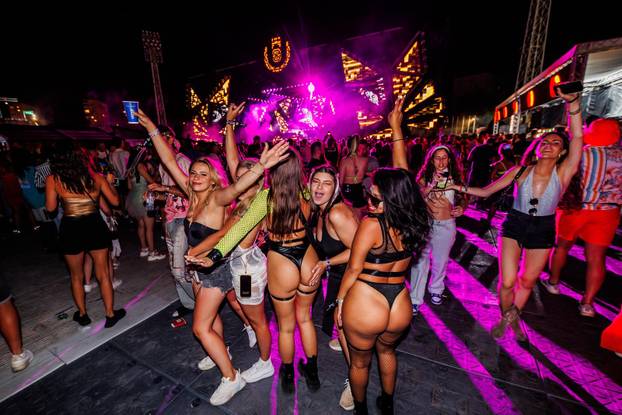 Split: Atmosfera prve ve?eri Ultra Europe Festivala