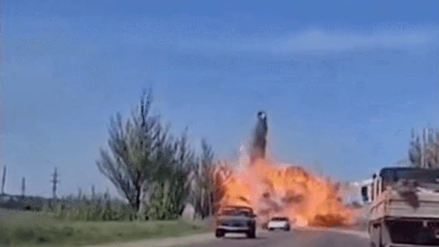 VIDEO Ukrajinci objavili snimku uništenja ruskog tenka, kupola je odletjela 20 metara u zrak!