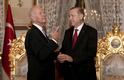 Biden  Erdoganu preko telefona: 'Namjeravamo priznati masakr nad Armencima kao genocid'