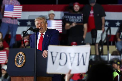 Donald Trump obilježio 100 dana na dužnosti: 'Tek smo počeli, još ništa niste vidjeli'