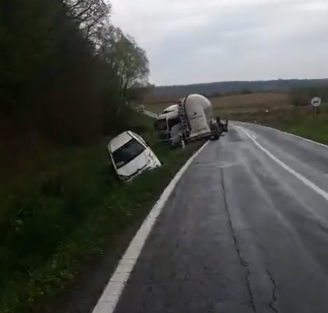 Sudarili se šleper i auto pokraj Bjelovara: Nitko nije ozlijeđen