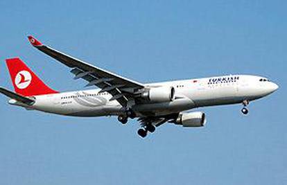 Avionu Turkish Airlinesa zapalio se motor u zraku 