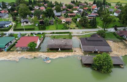 U Podravskoj Moslavini potopljene vikendice, ribički dom i poljoprivredno zemljište