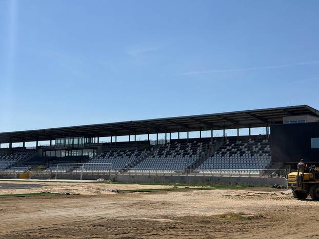 FOTO Nova slavonska ljepotica. Evo kako napreduju radovi na stadionu kultnog kluba uz Savu