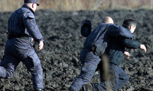 Migranti se potukli kod Šida, neki pokušali ući u Hrvatsku