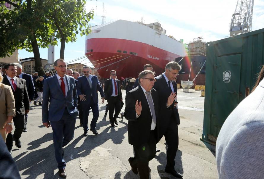 Rijeka: Andrej PlenkoviÄ sastao se sa direktorom brodogradilista i radnicima brodogradilista 3. maj