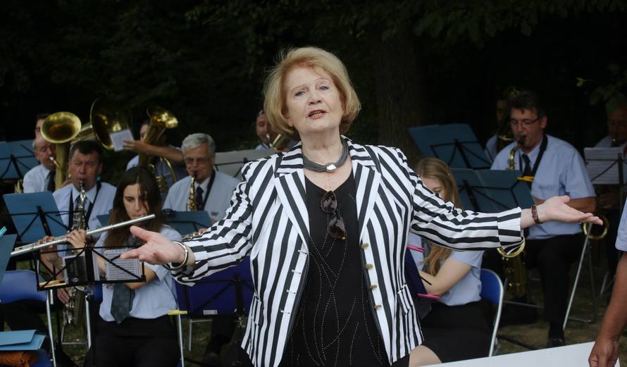 Očuh ju je maltretirao, a nakon razvoda mir je našla u mužu Ivi