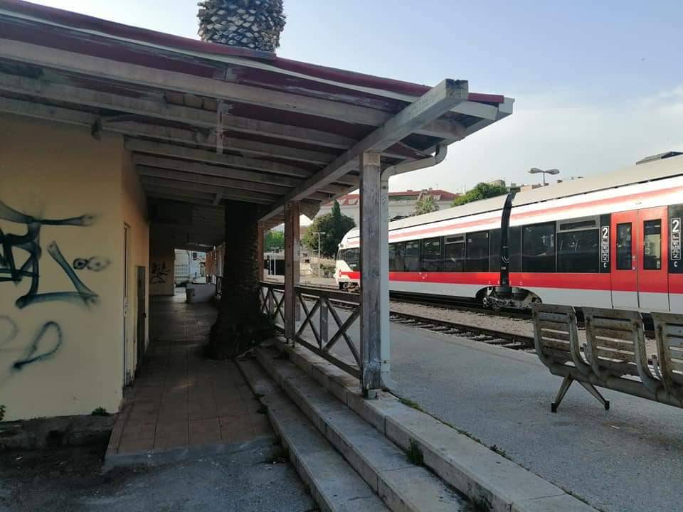 Smiješni splitski 'metro' vlak: Ovako izgledaju propale stanice