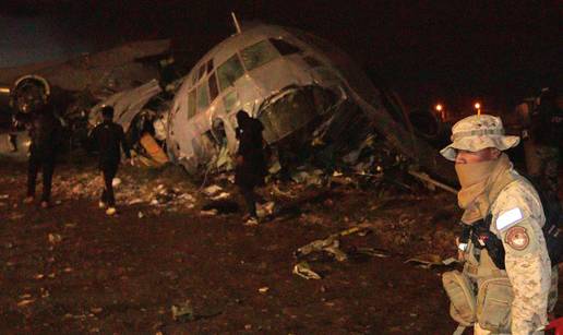 FOTO Avion pun love sru&scaron;io se u Boliviji: 15  je mrtvih. Pogledajte stra&scaron;ne fotografije...