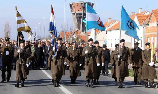 Srpska udruga 'Žene u crnom': Nek se Nikolić ispriča Hrvatima