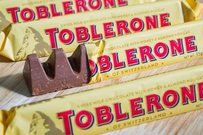 Mnogi cijeli život krivo trgaju Toblerone: Ovako je ispravno!