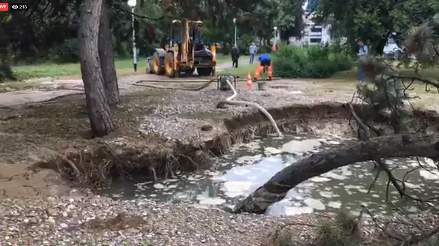 Puknula glavna cijev: Bez vode ostao veliki dio Novog Zagreba