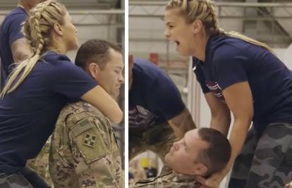 Nije tapkao pa 'zaspao': Paige je sredila marinca u 8 sekundi