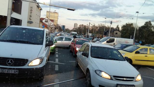 Nitko se nije micao: Neviđen kolaps na Držićevoj u Zagrebu