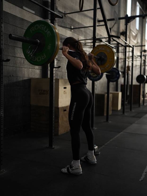 FOTO Jutta u reprezentaciji ima veliku konkurenciju! Femke Kok parira na utrkama i u tangicama