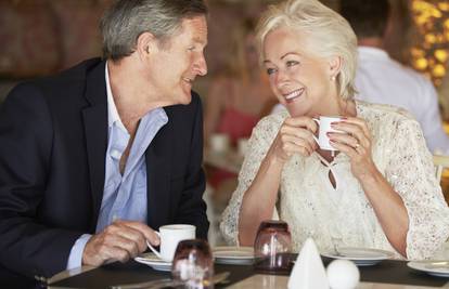 On-line pravila za pronalaženje partnera za starije od 50 god.