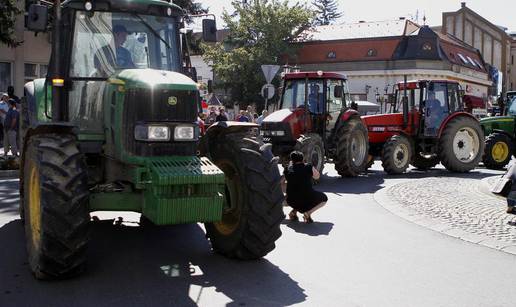 Nisu platili ratarima Đakovštine pa je njih 600 najavilo prosvjed