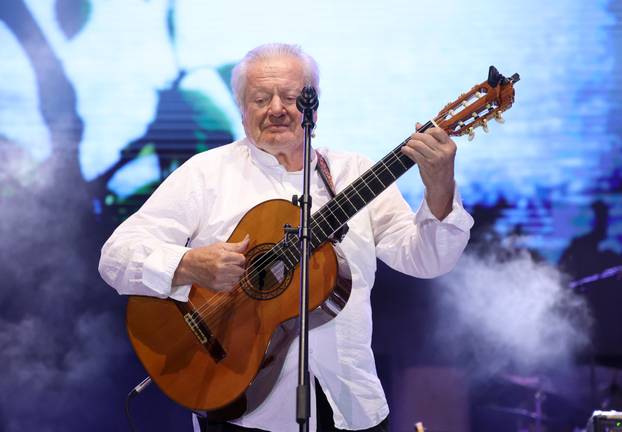 Šibenik: Prva večer Dalmatinske šansone posvećena Vinku Coci