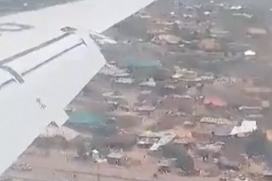 Kongo: Snimka iz aviona koji se srušio