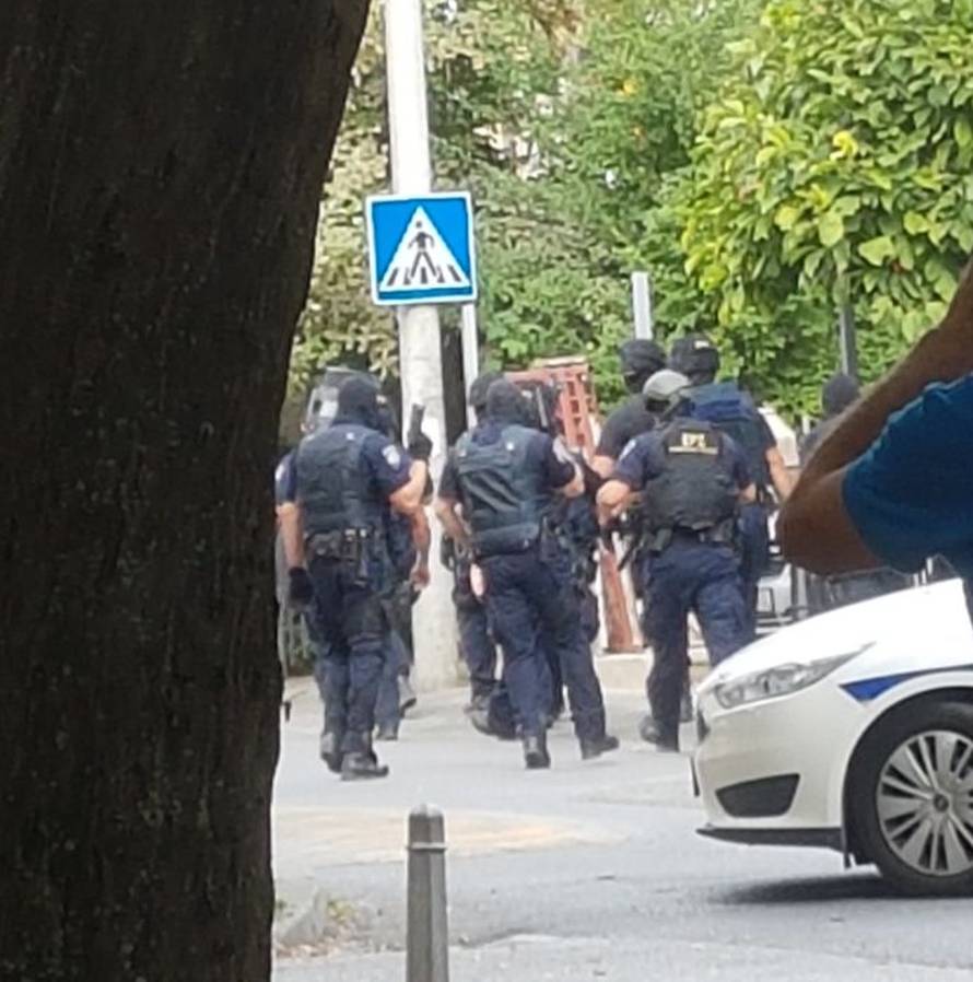 Interventna naoružana do zuba opkolila kuću: Ulovili bjegunca