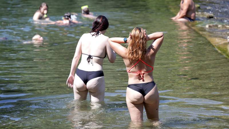 FOTO Jeste li čuli za kupalište u Bubnjarcima? Mali slap, bistra Kupa, šumski hlad - prava idila!