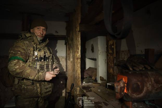 FOTO Ovako izgledaju ulice u Ukrajini: 'Jedino ispod mreže možemo doći do trgovine'