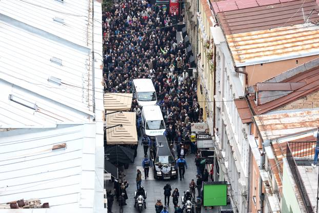 Sarajevo: Povorka prema gradskom groblju Barama