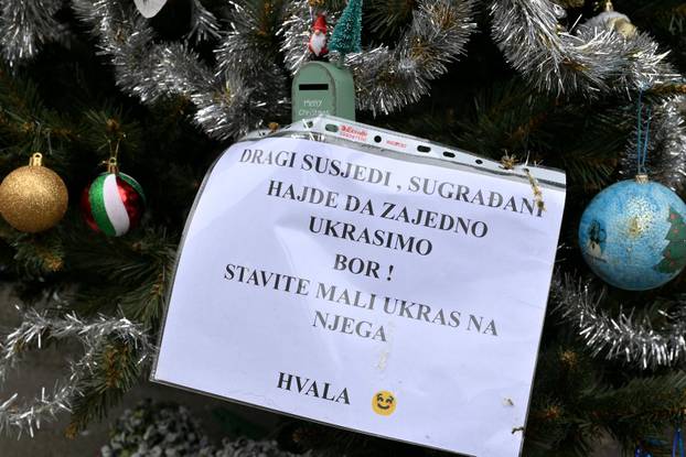 24SATA Zagreb: Stan ukrašen blagdanskim dekoracijama