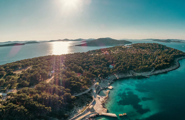 30 najboljih kampova na našim otocima - užitak pod zvijezdama