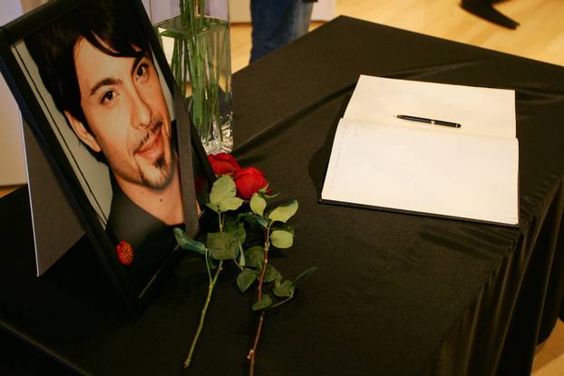 ARHIVA - Na današnji dan 2007. poginuo je makedonski pjevač Toše Proeski