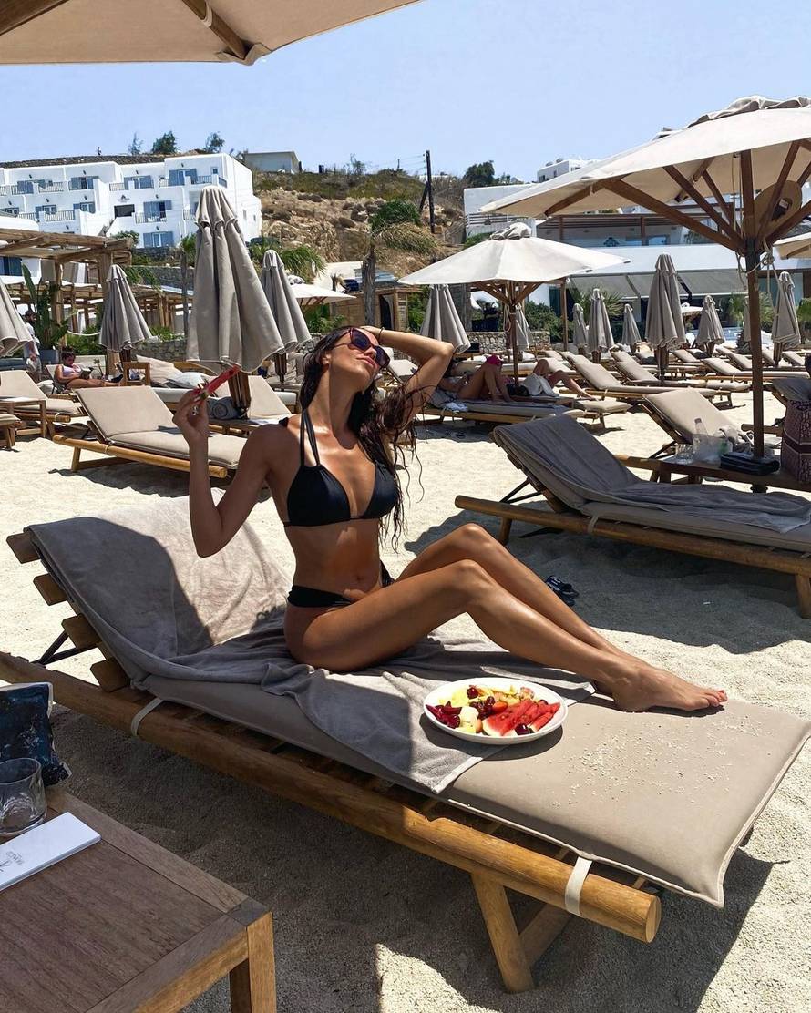 FOTO Slovenski premijer ljubi misicu Tinu Gaber? Gorljiva je veganka, a išli su i u Vatikan