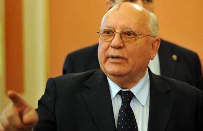 Gorbačov u Berlinu: Svijet je na rubu novog hladnog  rata 