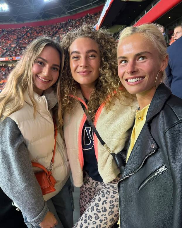 FOTO Slavni nogometaš ostavio suprugu zbog čudnih sklonosti