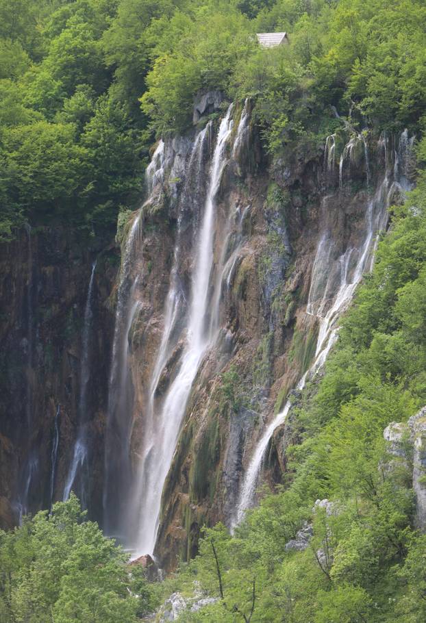 Turisti na Plitvicama