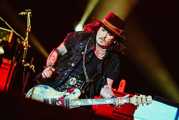 Zagreb: Koncert benda Hollywood Vampires u Areni