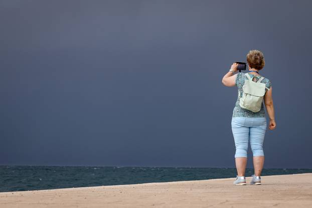 Zadar zahvatila kiša i niže temperature nakon dužeg sunčanog perioda