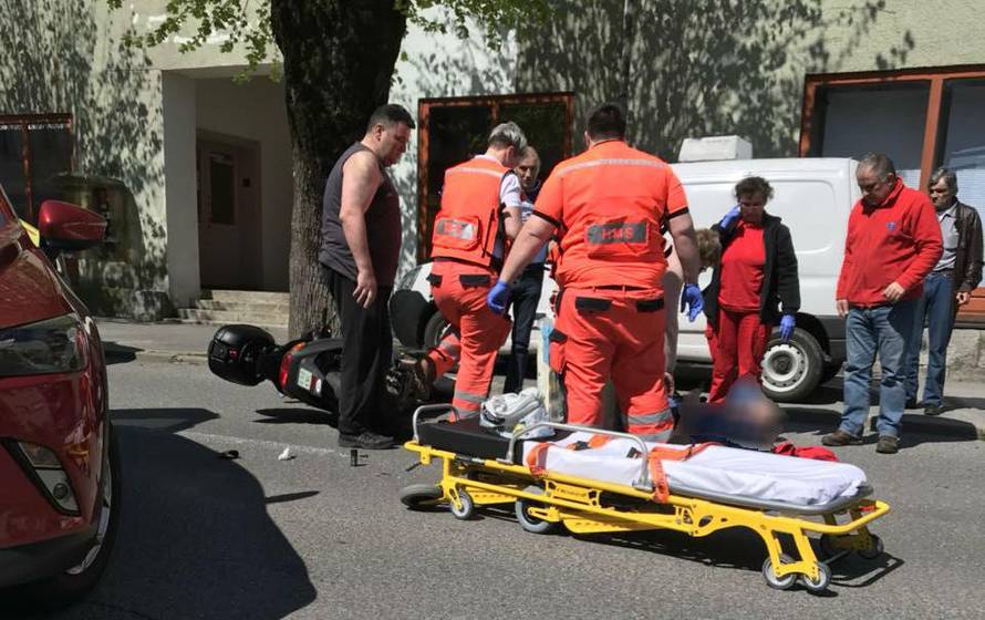 Motociklist se zabio u auto: 'Kaciga letjela desetak metara'