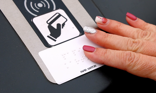 VIDEO Braille oznake na spremnicima za otpad u Puli