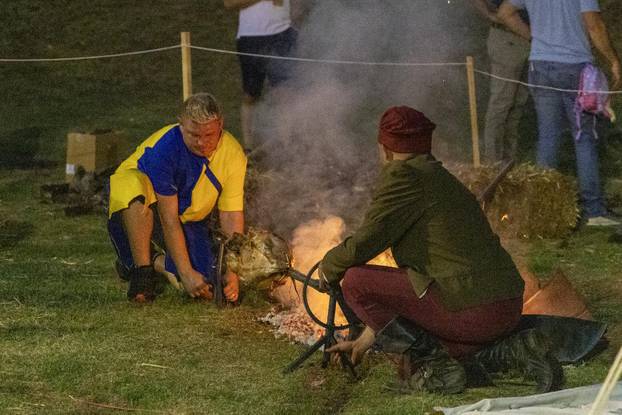 Otvoren je  13. Srednjovjekovni festival u Svetvinčentu