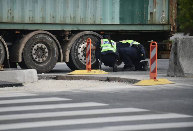 Zagreb: U prometnoj nesreći poginula je pješakinja