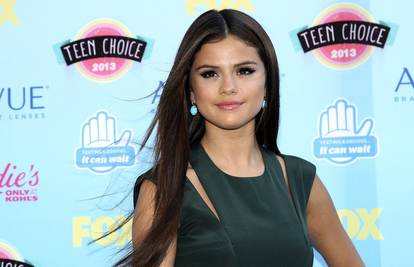 Srce joj je slomljeno: Selena ne može preboljeti J. Biebera