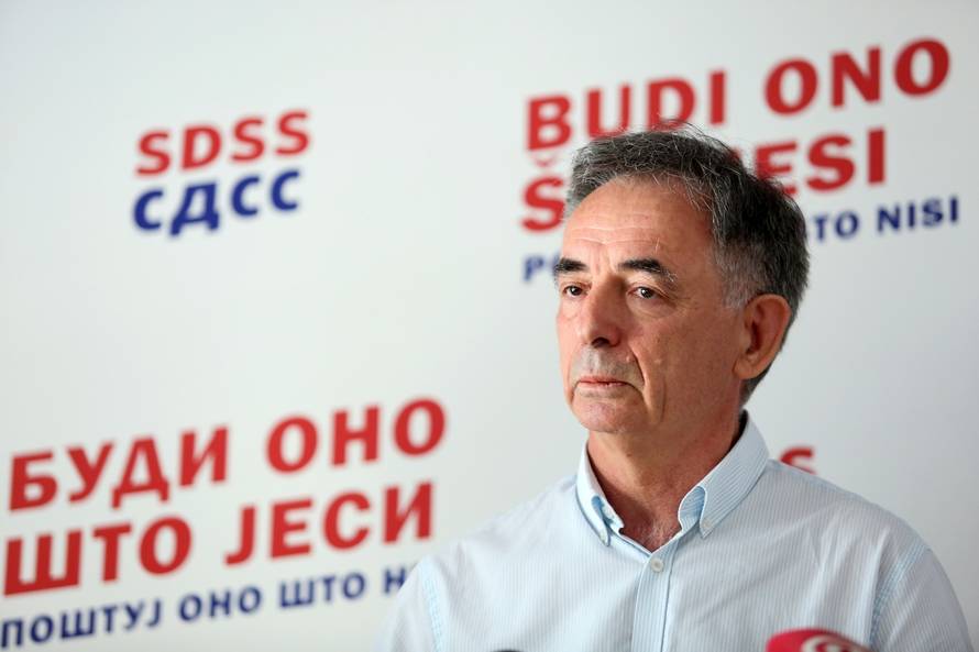 Zagreb: Milorad Pupovac o transparentu navijača koji je zgrozio Hrvatsku