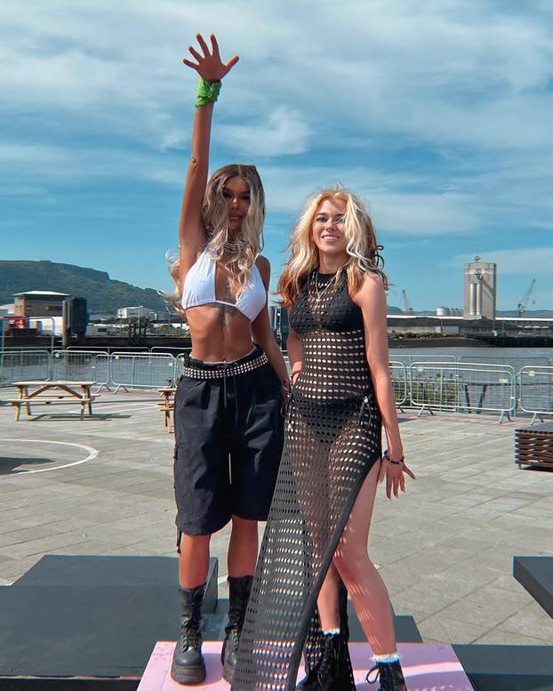 FOTO Govore joj da je crnkinja: Irkinja je opsjednuta solarijem, a ima i jako uzak struk...