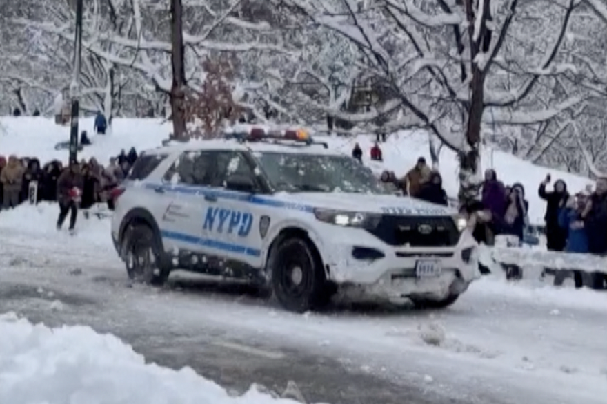 Grudanje na ulicama New Yorka