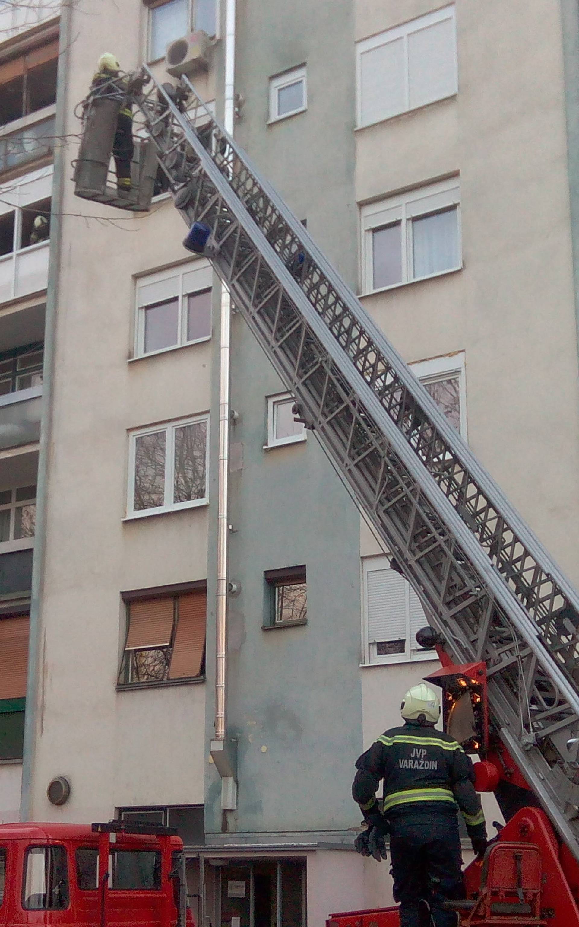 U Varaždinu gorio stan, susjedi su van izvukli 9-godišnjakinju
