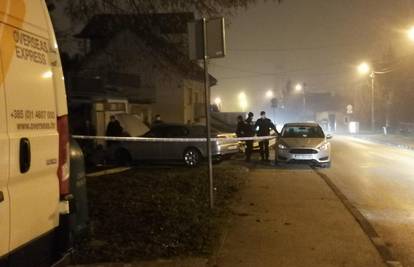Nesreća u Zagrebu: Auto pao s dizalice, prikliještio muškarca koji je na mjestu preminuo...