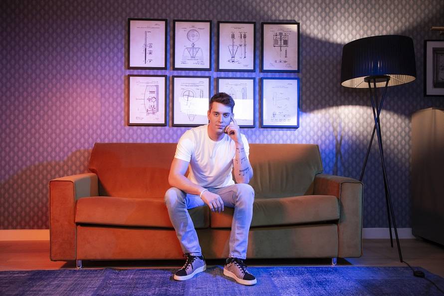 Jure Brkljača snimio je spot za još jednu pjesmu: U videu se pojavljuje i tajnovita djevojka