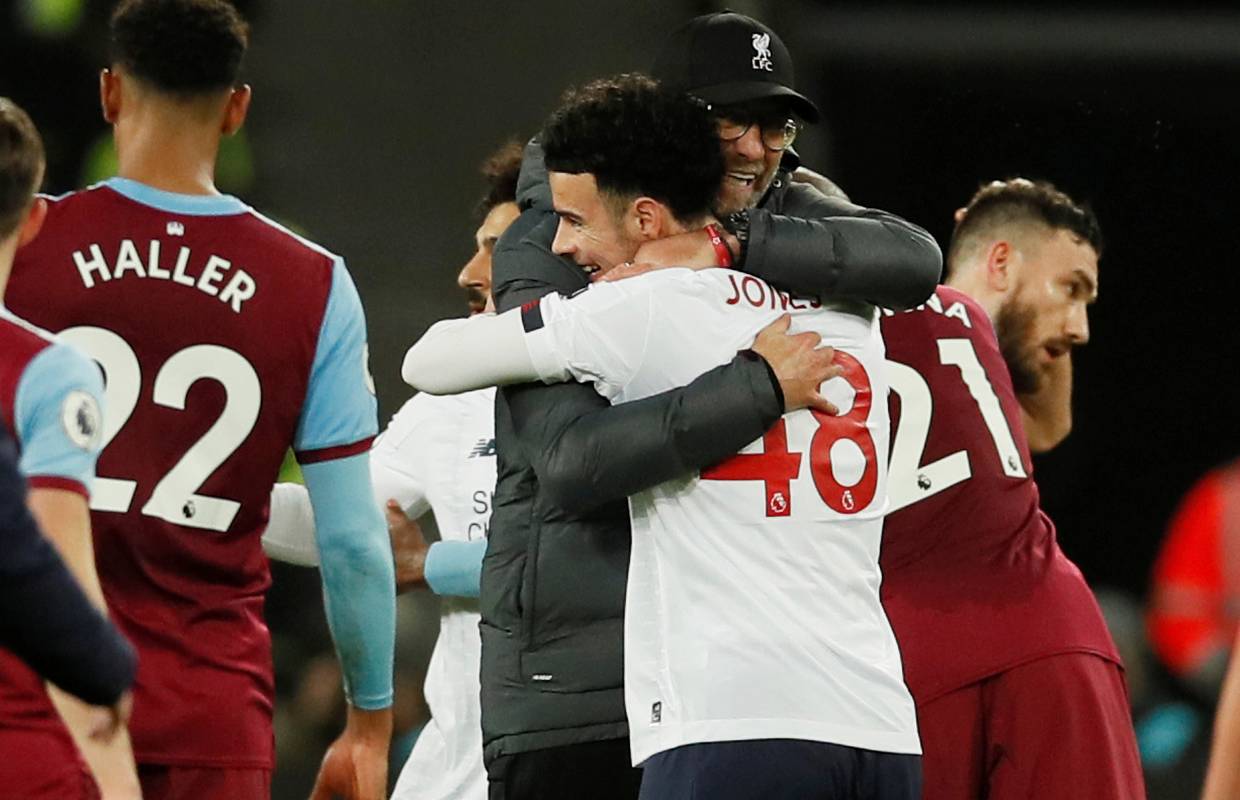 Lovren ostao na klupi Redsa, City prošao u finale Lige kupa