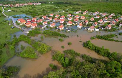 Ravnateljstvo civilne zaštite: U više županija u tijeku su aktivnosti obrane od poplava