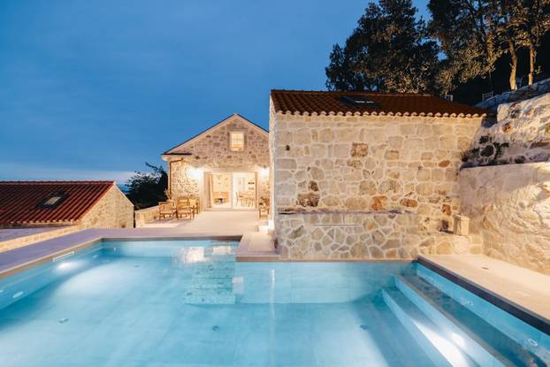 FOTO Kao da ste u raju, ali za 'paklenu' cijenu: Vila u Cavtatu uistinu je savršena za odmor